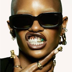 Dezi Drippy Sunglasses - Gold